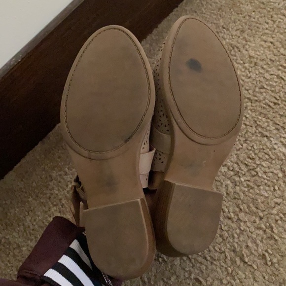 Tan booties - Picture 5 of 5